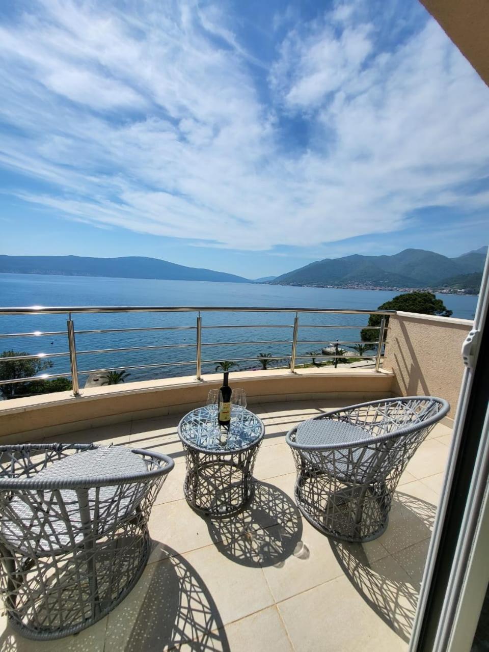 Matkovic Residence Tivat Exterior foto